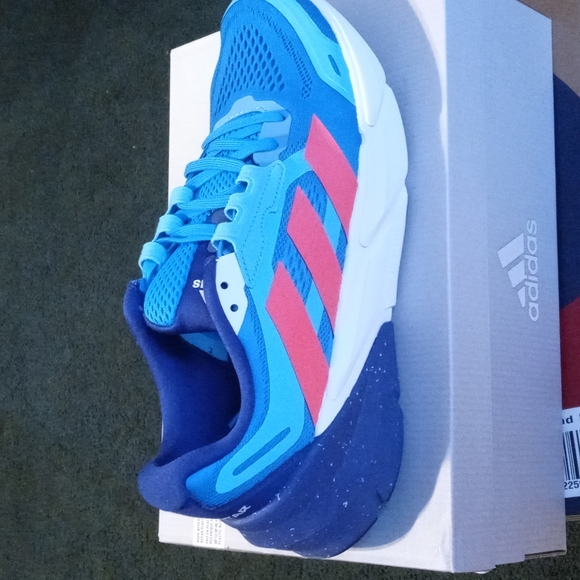 Adidas Alistair size 10 - Picture 8 of 11